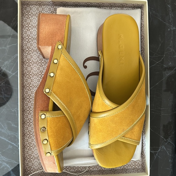M Gemi - Mariella yellow suede clog EU size 38.5 - Picture 4 of 5